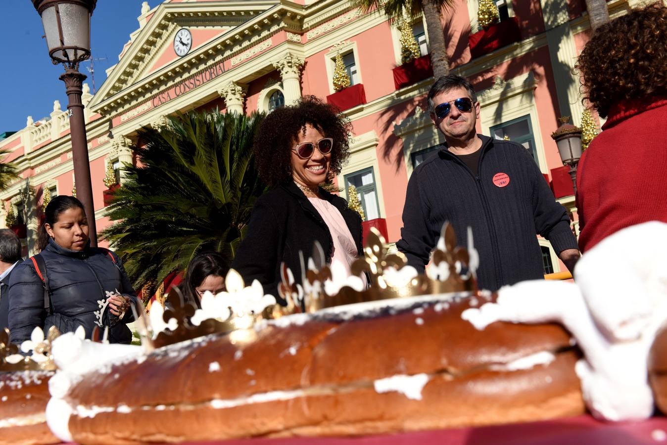 Más de 3.000 raciones de roscón para recibir a los Reyes Magos en Murcia