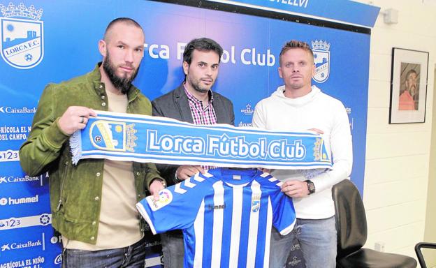 El Lorca FC presenta a Didier y a Nasuti y ficha a Joao Meira