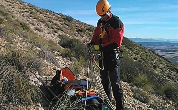 Rescatan a una parapentista en Lorca