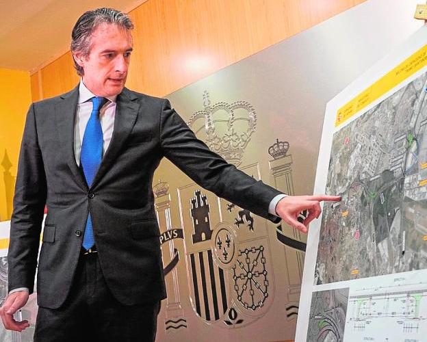 De la Serna: «Quien diga que no se está soterrando el AVE, miente»