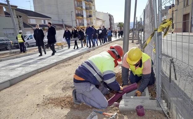 Las obras en el bulevar que vertebra el centro de Sangonera la Seca encaran su fase final