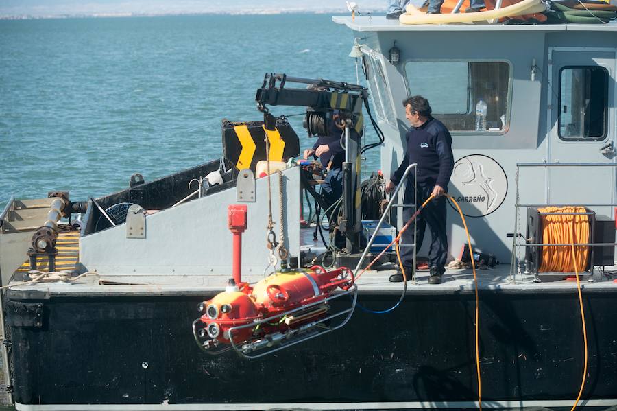 Un robot de la UPCT localiza un barco hundido en los años ochenta en el Mar Menor
