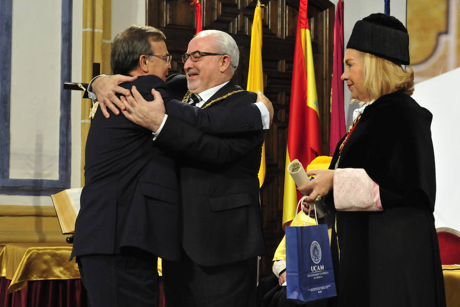 Rafael Matesanz es investido Doctor Honoris Causa por la UCAM