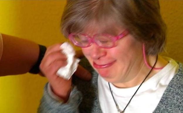 Expulsan a una mujer con síndrome de Down de un evento porque «asustaba»