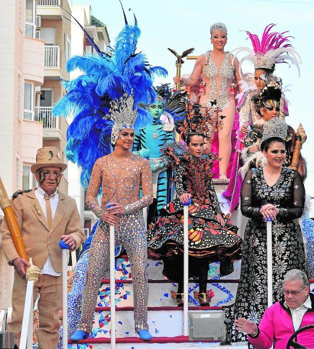 Los actos centrales del Carnaval atraen a cerca de 400.000 visitantes a Águilas