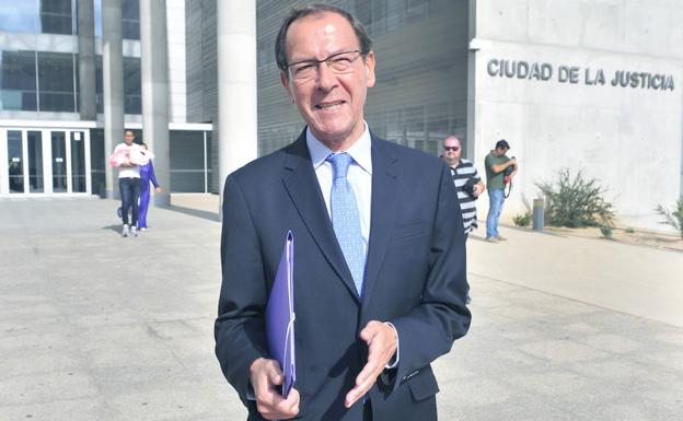 Los suegros de Cámara no consiguen probar el pago de 125.000 euros de un ático