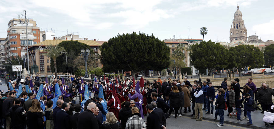 Heraldos, burlas y tambores convocan a los fieles a la Semana Santa de Murcia