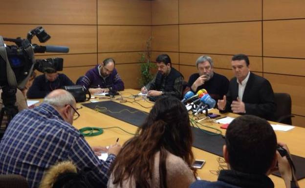 PSOE y Cambiemos Murcia critican la «autocontratación» de Hidrogea a sus empresas ligadas