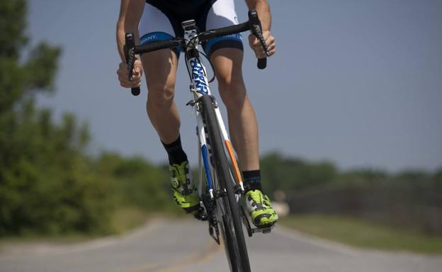 La polémica multa de 200 euros a un ciclista en Galicia