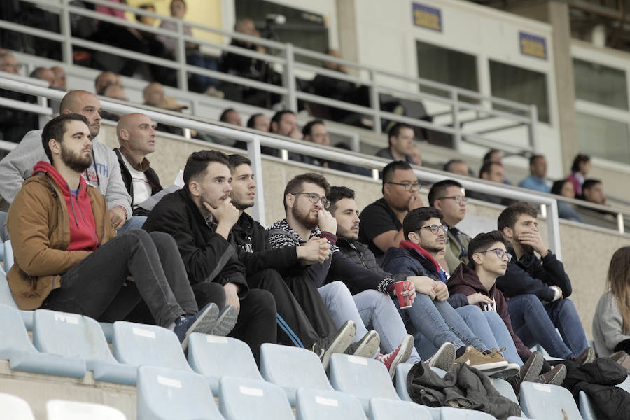 Carrasco devuelve la ilusión al Lorca Deportiva en la victoria ante el Mérida (4-0)