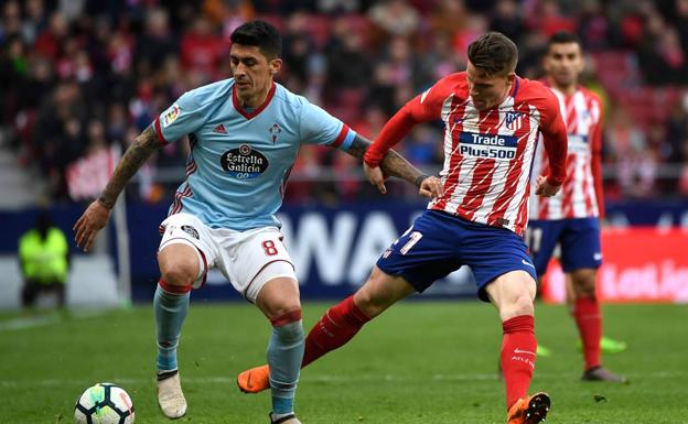 Gameiro sufre una lesión miofascial y Diego Costa una contusión