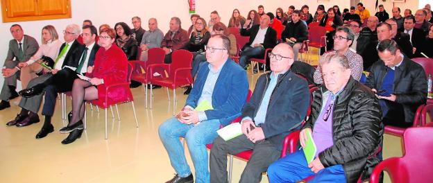 El sector quiere elevar el consumo moderado de vino entre los jóvenes