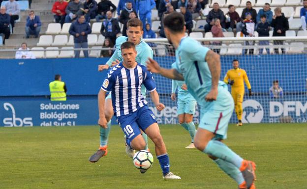 Ortolá evita la victoria del Lorca FC