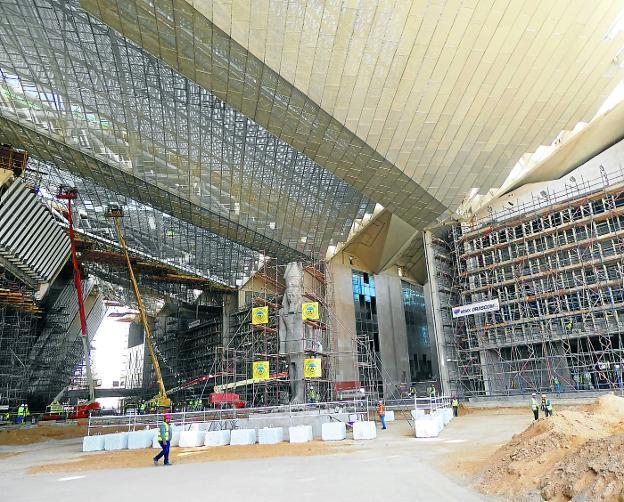 En la pirámide de Tutankamón