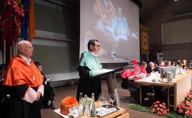 Fuertes llama a UMU y empresas a colaborar «porque nos necesitamos»