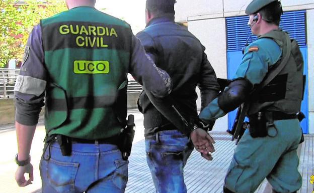 Un golpe contra un grupo que prostituía a nigerianas con vudú salpica a la Región
