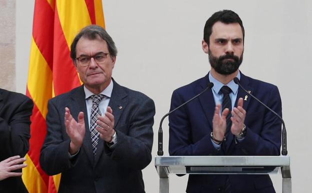 Los independentistas usan el pleno para denunciar «un momento de involución democrática»