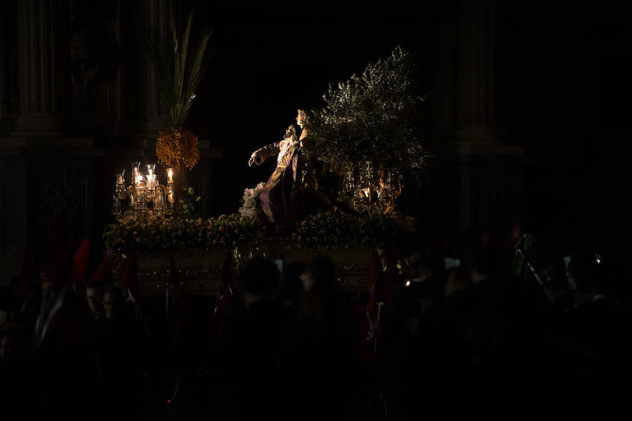 La Caridad conjura el viento