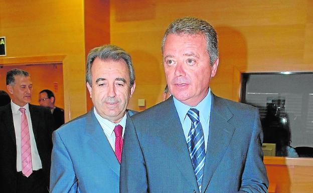 El PP acerca la línea roja