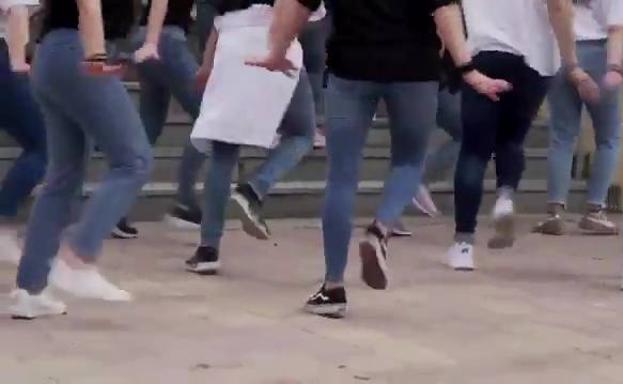 Así será 'flashmob' capitaneado por Xuso Jones previsto para el día del Bando