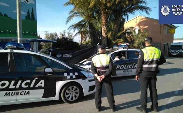 Un muerto y una mujer herida en un accidente en Zarandona