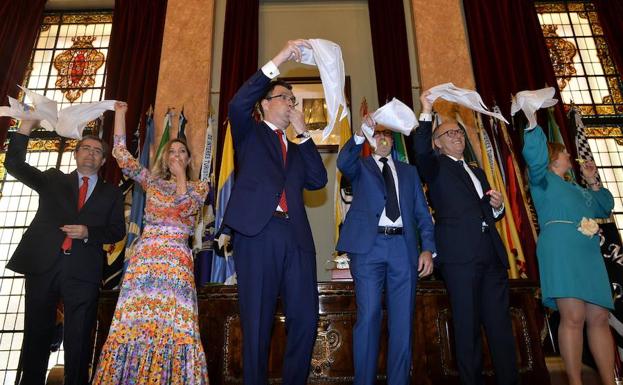 Los sardineros ponen sus pitos en órbita