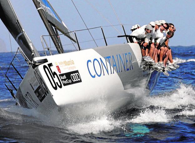 Abordaje en la Red a la World Race de vela