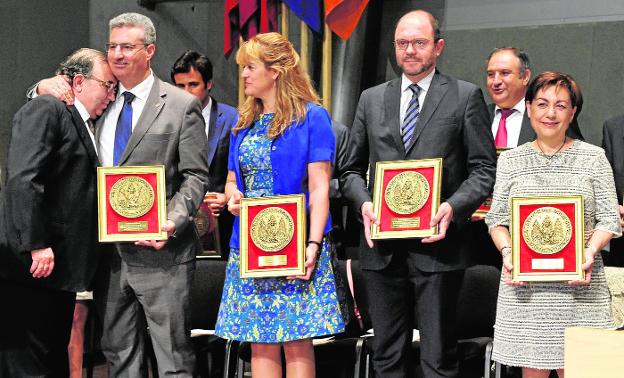 José Orihuela se despide entre Frank Sinatra y el Papa Francisco