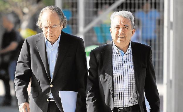 La juez cita a Cerdá el 19 de junio para explicar sus actos sobre la desaladora