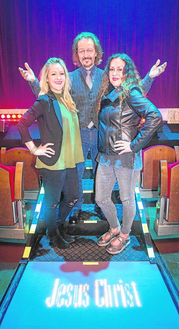 Cuatro décadas como mesías