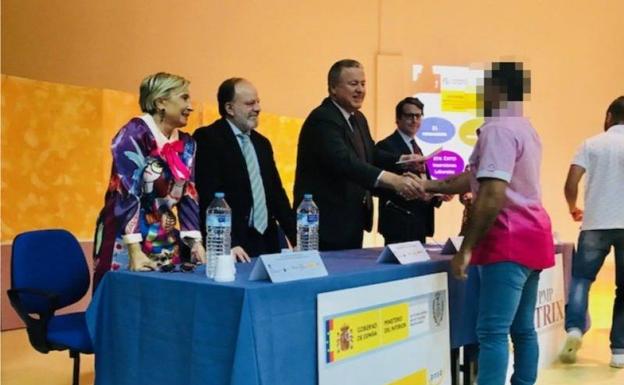 Bernabé anima a los presos de Campos del Río a dejar las drogas