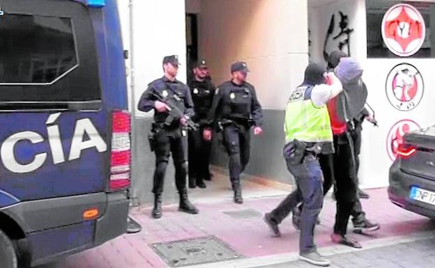 Prisión para los dos presuntos yihadistas detenidos en Lorca y Vizcaya