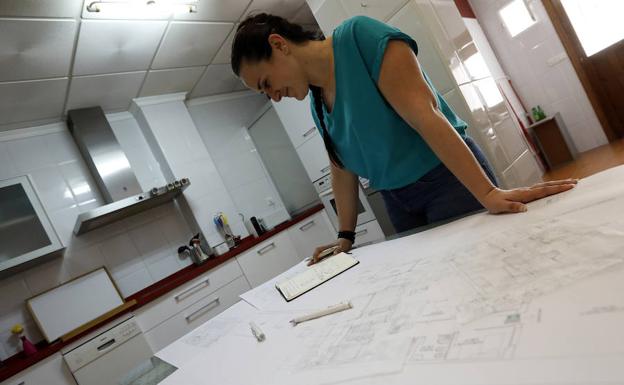 Las autónomas murcianas crecen a un ritmo que duplica al de los hombres