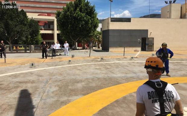 Rescatan en helicóptero a un ciclista de 27 años en Carrascoy