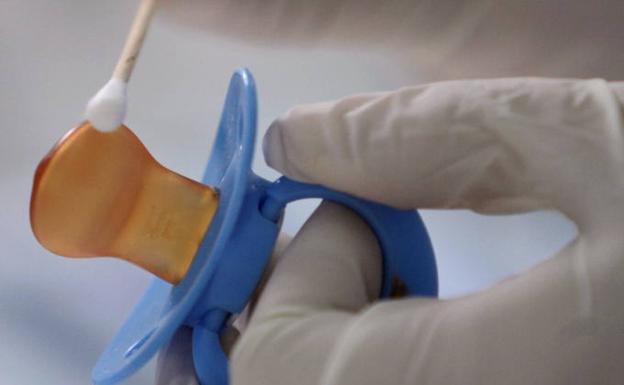 «¿Seguro que ese niño es mío?»