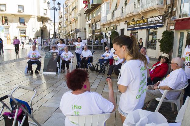 Enfermos de párkinson exigen al SMS 64.000 euros de dos ayudas