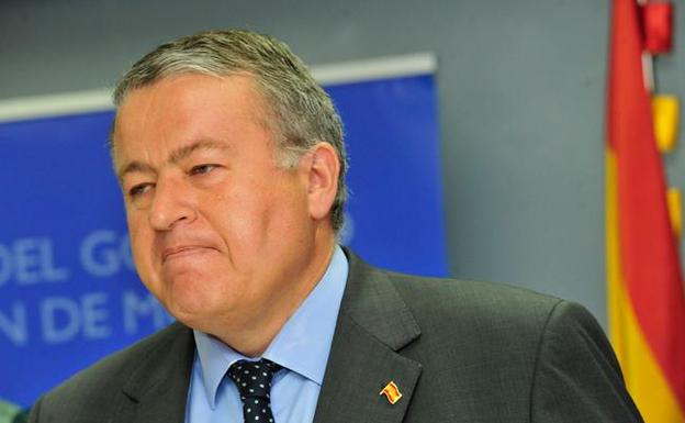 El fiscal abre diligencias a Bernabé por llamar «traidor» a Pedro Sánchez