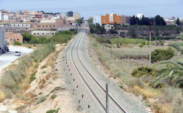 El alcalde de Alcantarilla celebra las «múltiples mejoras» del proyecto definitivo del AVE por el municipio