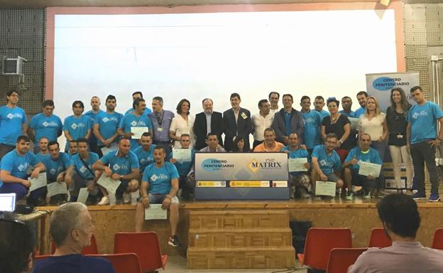 Cerca de 200 internos se apoyan cada año en el programa 'Matrix' para abandonar las drogas