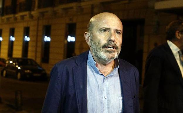 El exalcalde Alonso sostiene ahora que el PP iba a pagar la campaña de Barreiro