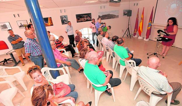 Los fotógrafos inauguran su sede en Carruajes