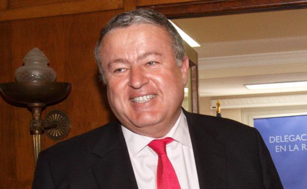 El PP recupera a Francisco Bernabé para el Senado