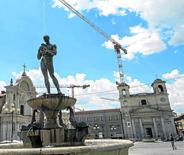 L'Aquila retoma el vuelo