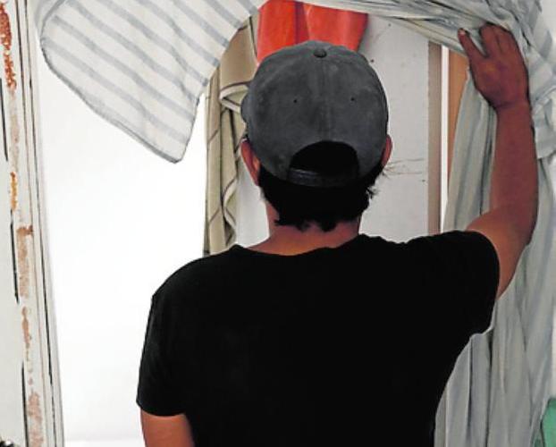 Un gorrilla con un ático con vistas a la Catedral