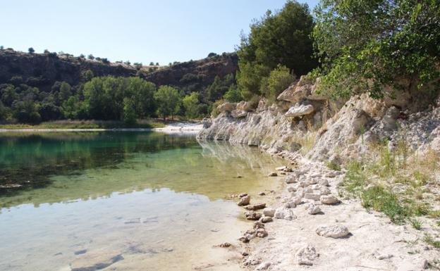 Hallan muerto al joven irlandés desaparecido en un campamento de Ciudad Real