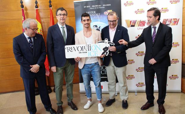 Javier Fernández presenta en Murcia su 'Revolución sobre Hielo'
