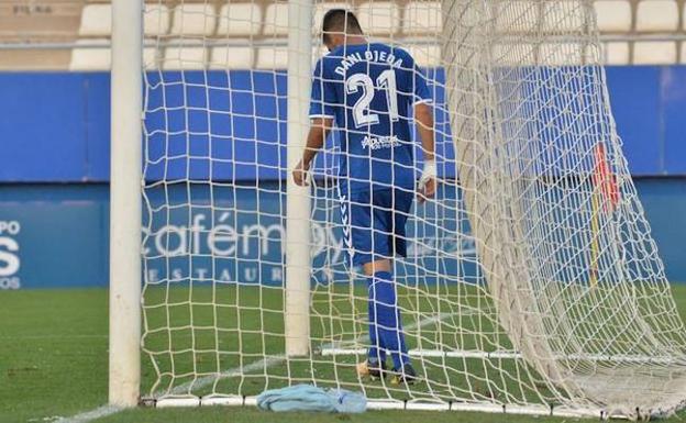 Diecisiete equipos aprovechan la desbandada en el Lorca FC