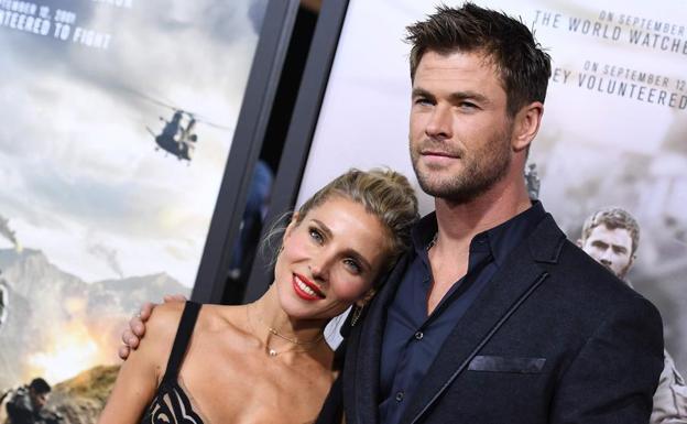 Los escoltas de Elsa Pataky y Chris Hemsworth acaban a puñetazos con la prensa española