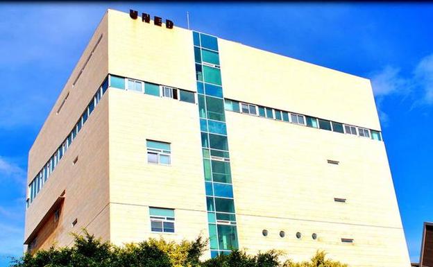 Cien alumnos de la UNED obtendrán becas de hasta el 80% de la matrícula