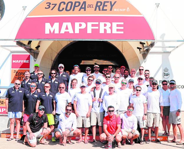 El 'Pez de Abril', de Portmán, vuela en Palma